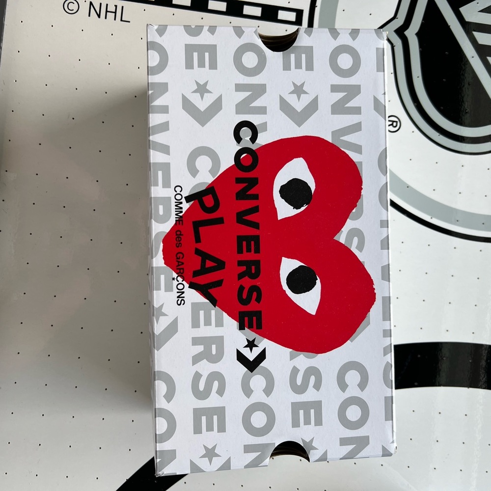 Converse box